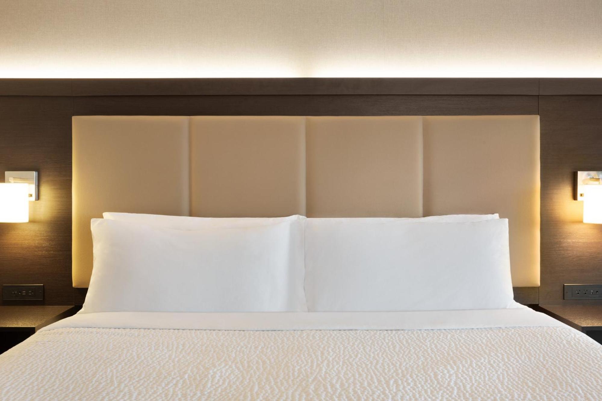 Holiday Inn Express & Suites - Redding By Ihg Ngoại thất bức ảnh