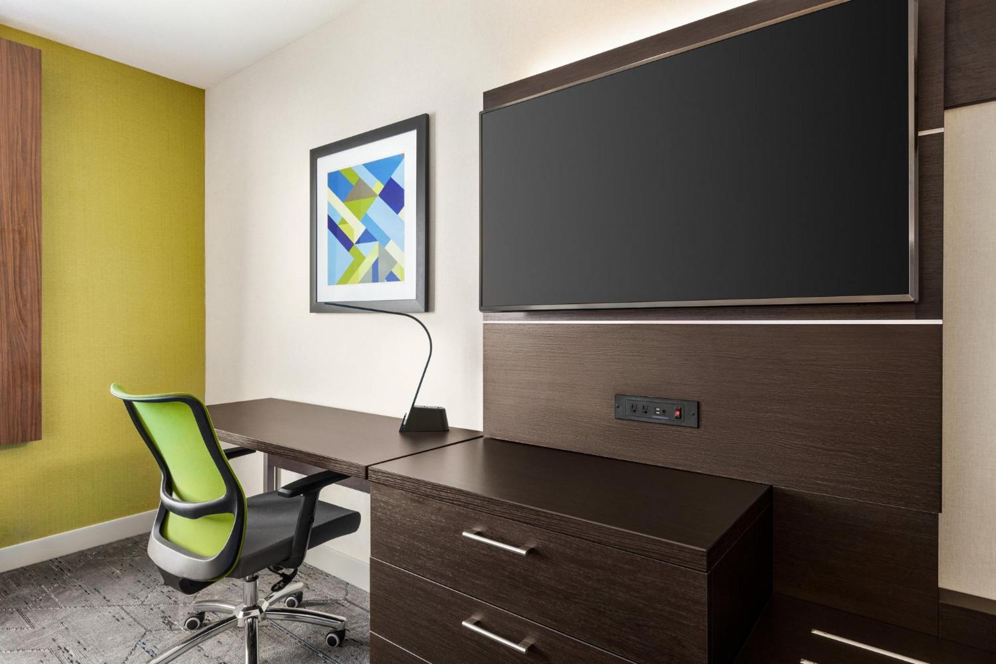 Holiday Inn Express & Suites - Redding By Ihg Ngoại thất bức ảnh
