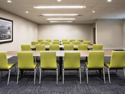 Holiday Inn Express & Suites - Redding By Ihg Ngoại thất bức ảnh